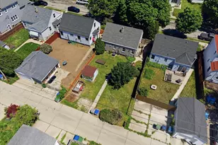 3147 S Brisbane Ave, Milwaukee, WI 53207 - Photo 29