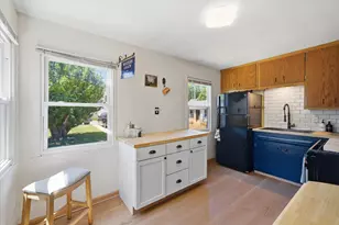 3147 S Brisbane Ave, Milwaukee, WI 53207 - Photo 5