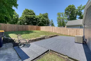 2451 S 92nd St, West Allis, WI 53227 - Photo 21
