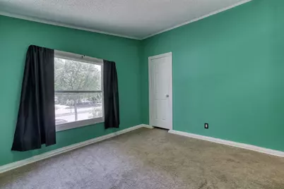 2451 S 92nd St, West Allis, WI 53227 - Photo 17