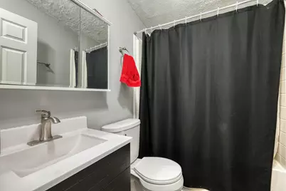 2451 S 92nd St, West Allis, WI 53227 - Photo 19