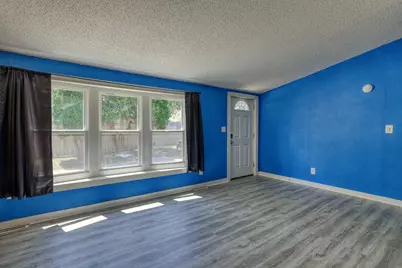 2451 S 92nd St, West Allis, WI 53227 - Photo 3