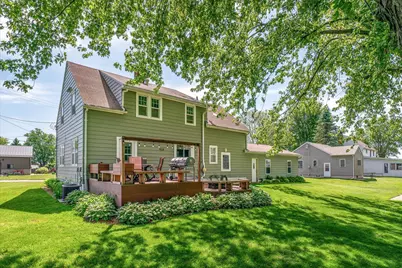 409  Coe St, Cashton, WI 54619 - Photo 3