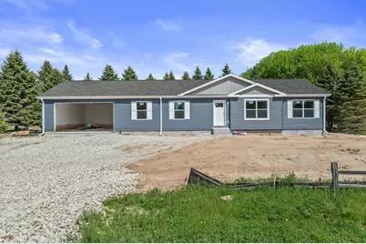 6910  Shady Lane Rd, Newburg, WI 53090 - Photo 1
