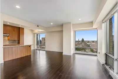 923 E Kilbourn Ave #2103, Milwaukee, WI 53202 - Photo 15