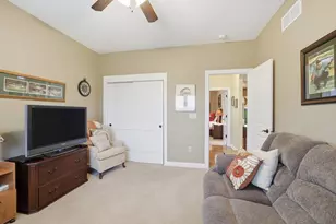 S30W27725 Creekside Ct, Waukesha, WI 53188 - Photo 25