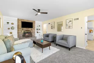 2122 S 86th St, West Allis, WI 53227 - Photo 5