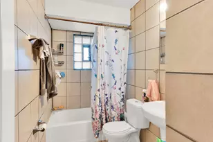 6914 N 42nd St, Milwaukee, WI 53209 - Photo 5