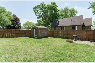 719  Joanna St, Horicon, WI 53032 - Photo 9
