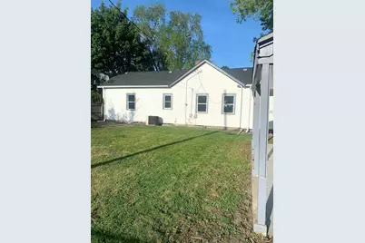 2040  Jay Eye See Ave, Racine, WI 53403 - Photo 35