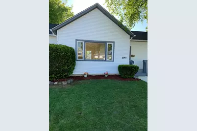 2040  Jay Eye See Ave, Racine, WI 53403 - Photo 5