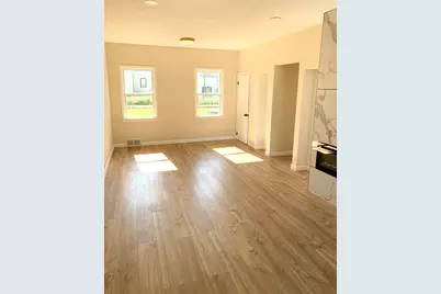 2040  Jay Eye See Ave, Racine, WI 53403 - Photo 7