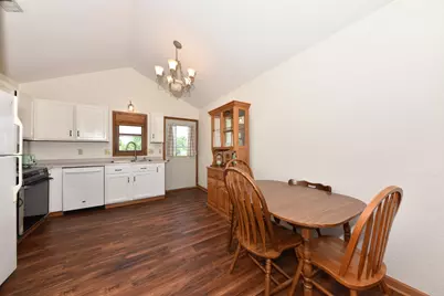 65  Stacy Lynn Ln #B, Hartford, WI 53027 - Photo 7