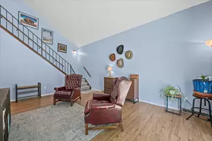 8606 N Servite Dr, Milwaukee, WI 53223 - Photo 9