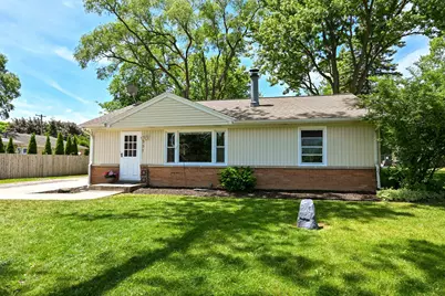 1551 S 168th St, New Berlin, WI 53151 - Photo 17
