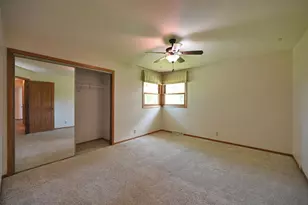 202 Lac La Belle Dr, Lac La Belle, WI 53066 - Photo 17