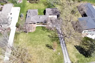 202 Lac La Belle Dr, Lac La Belle, WI 53066 - Photo 25