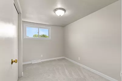 2451 N 58th St, Milwaukee, WI 53210 - Photo 21
