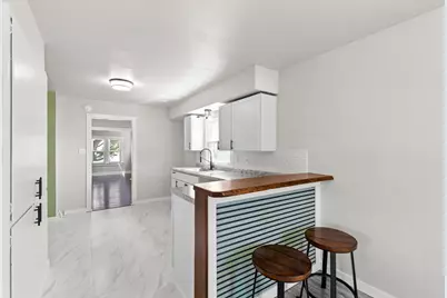 2451 N 58th St, Milwaukee, WI 53210 - Photo 11