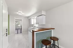 2451 N 58th St, Milwaukee, WI 53210 - Photo 11