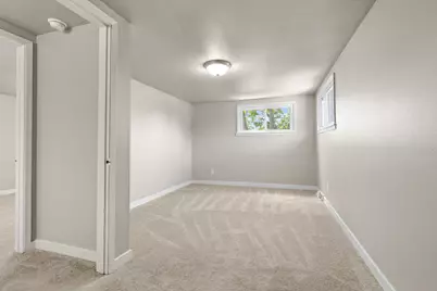 2451 N 58th St, Milwaukee, WI 53210 - Photo 17