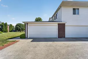 855 Lannon Terrace, Racine, WI 53406 - Photo 17