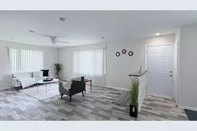 5879 N 29 St, Milwaukee, WI 53209 - Photo 5