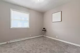 5879 N 29th St, Milwaukee, WI 53209 - Photo 9