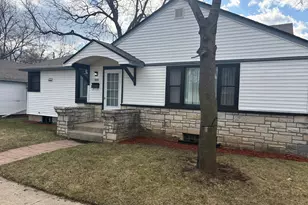 5879 N 29th St, Milwaukee, WI 53209 - Photo 1