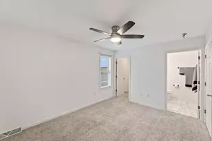 208 E Reservoir Ave, Milwaukee, WI 53212 - Photo 23