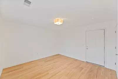 208 E Reservoir Ave, Milwaukee, WI 53212 - Photo 29