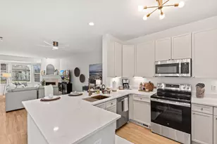 208 E Reservoir Ave, Milwaukee, WI 53212 - Photo 3