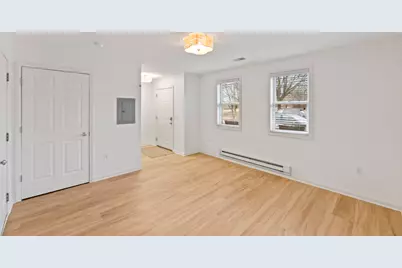208 E Reservoir Ave, Milwaukee, WI 53212 - Photo 29