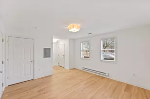 208 E Reservoir Ave, Milwaukee, WI 53212 - Photo 29