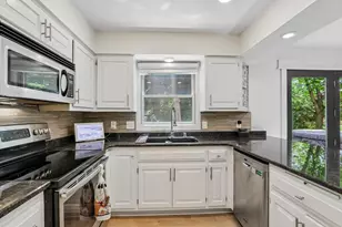 1241 Riverton Dr, Mukwonago, WI 53149 - Photo 9
