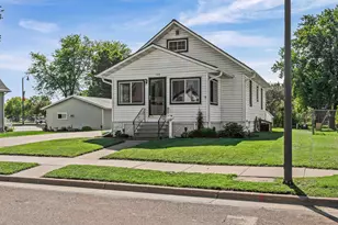 109 N Madison St, Arcadia, WI 54612 - Photo 3