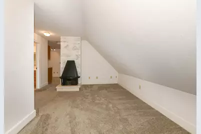 2259 S 17th St, Milwaukee, WI 53215 - Photo 13