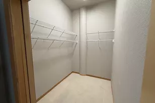 320 E Buffalo St, Milwaukee, WI 53202 - Photo 23