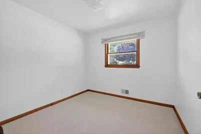 3633  Regency Dr, Racine, WI 53402 - Photo 9