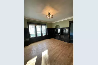 121 W Keefe Ave #121A, Milwaukee, WI 53212 - Photo 5