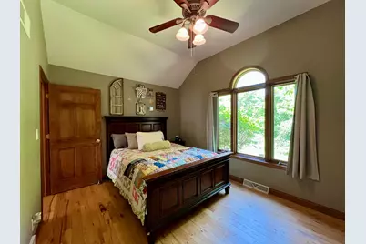 1909 S Britton Rd, Racine, WI 53139 - Photo 37