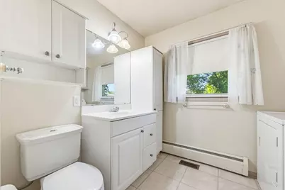 6025 S 22nd St, Milwaukee, WI 53221 - Photo 11