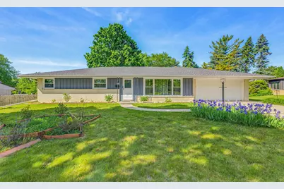 6025 S 22nd St, Milwaukee, WI 53221 - Photo 1