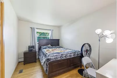 6025 S 22nd St, Milwaukee, WI 53221 - Photo 17