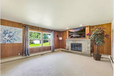 6025 S 22nd St, Milwaukee, WI 53221 - Photo 7