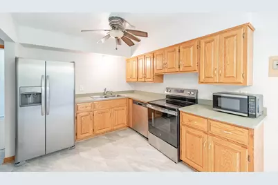 8507 N 64th St, Brown Deer, WI 53223 - Photo 5