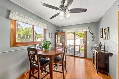 187 N 91st St, Milwaukee, WI 53226 - Photo 9
