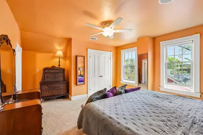 140 W Good Hope Rd, Glendale, WI 53217 - Photo 21