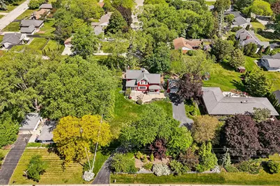 140 W Good Hope Rd, Glendale, WI 53217 - Photo 29