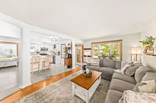 5848 N 114th St, Milwaukee, WI 53225 - Photo 9